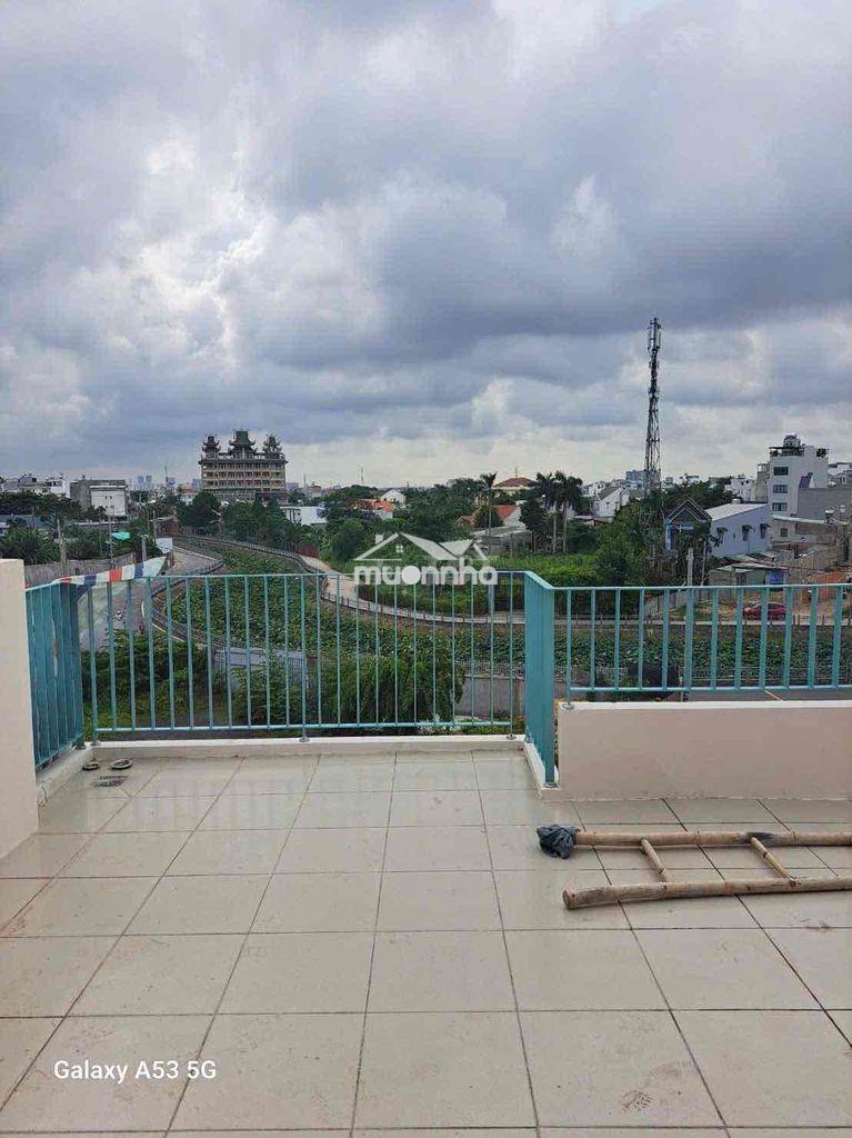 Nhà nguyên căn 1 trệt 2 lầu có sân thượng bãi đậu oto, hẻm oto - 4