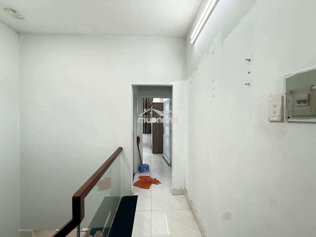Bán nhà huỳnh tấn phát quận 7 - 2