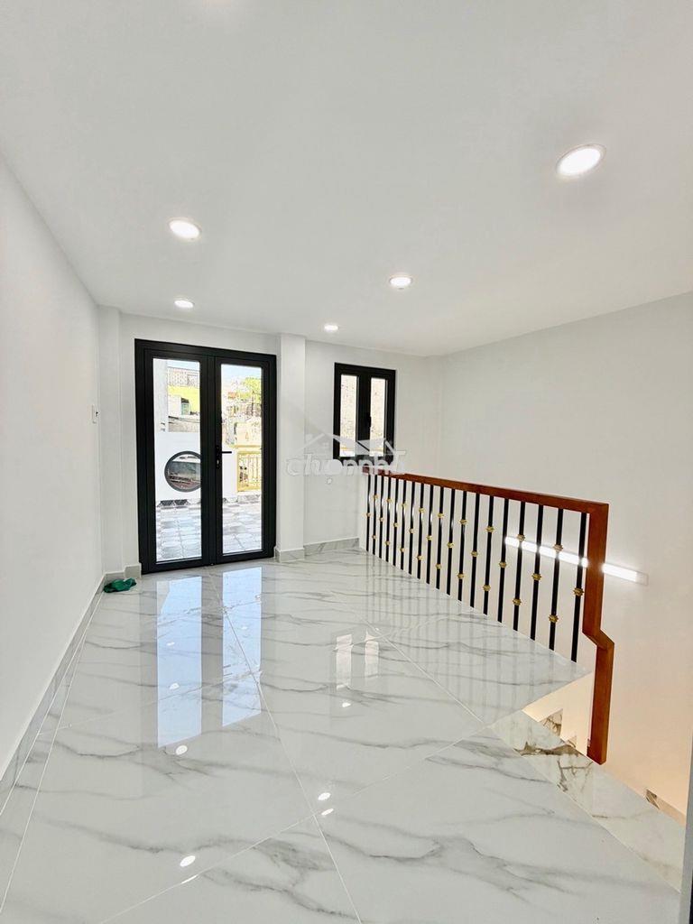 Hoàng diệu q4- 3 tầng - 37m2 - hẻm 4m- chỉ 5 tỷ nhỉnh - 2