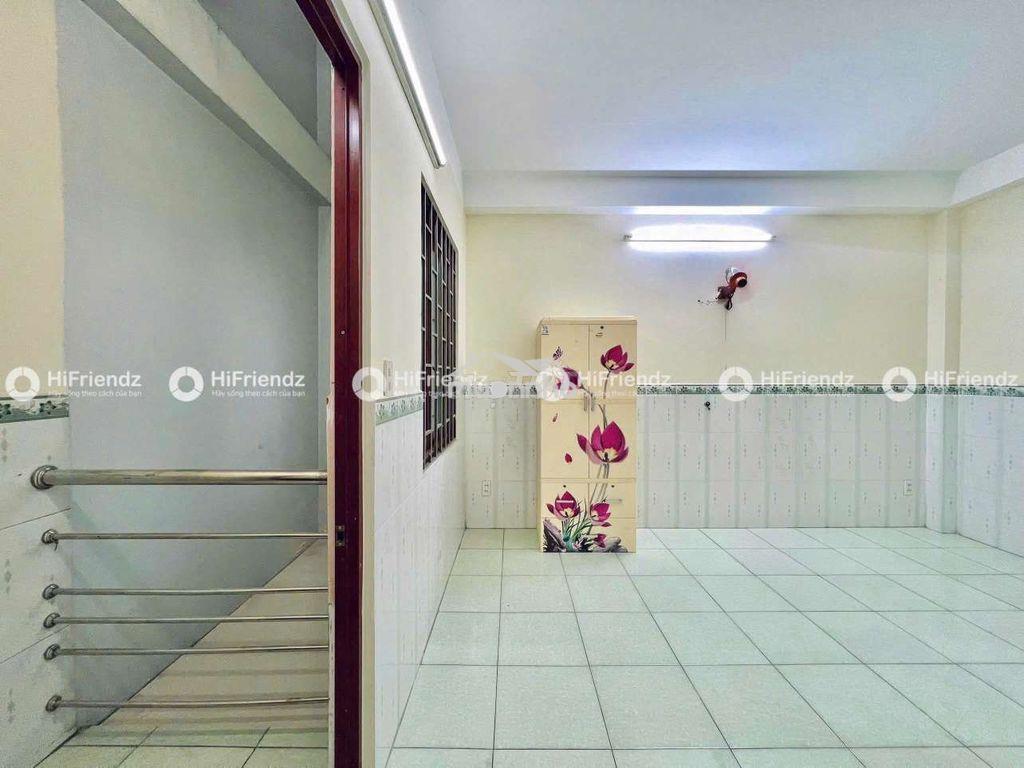 Studio 💰 giá phòng : 2tr5 - 2