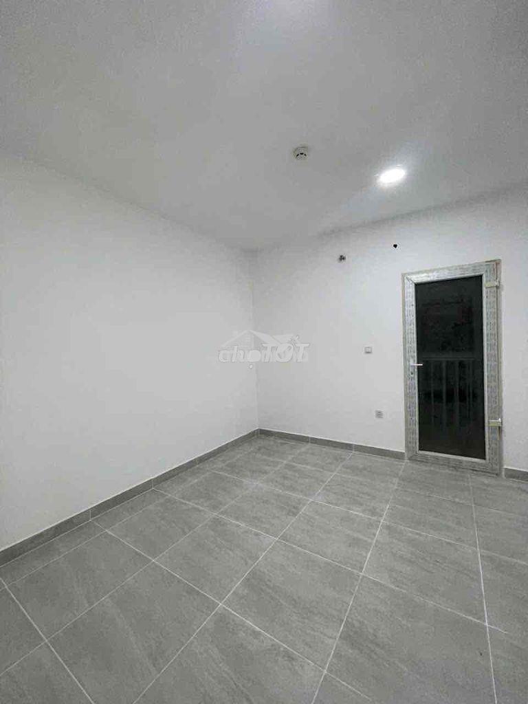 Chung cư mới 100% trống sẵn nhận ngay - 70m - 2 phòng giá chỉ 8tr - 4