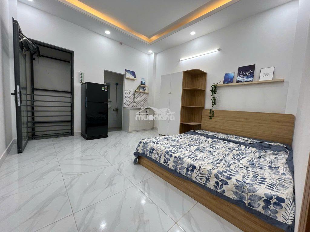 Phòng studio 𝐬𝐚́𝐭 𝐛𝐞̂𝐧 𝐀𝐞𝐨𝐧 𝐓𝐚̂𝐧 𝐏𝐡𝐮́, đại học 𝐂𝐨̂𝐧𝐠 𝐓𝐡𝐮̛𝐨̛𝐧𝐠 - 4