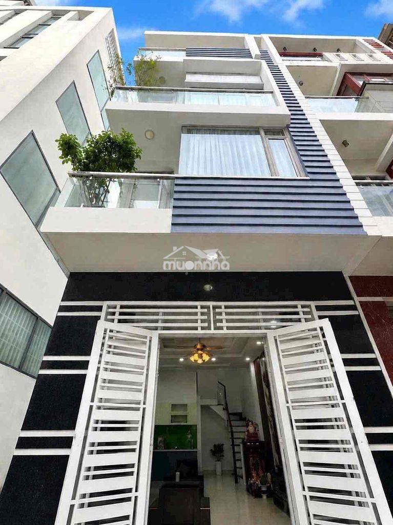 Bán nhà hẻm oto trên đường võ thị 6.