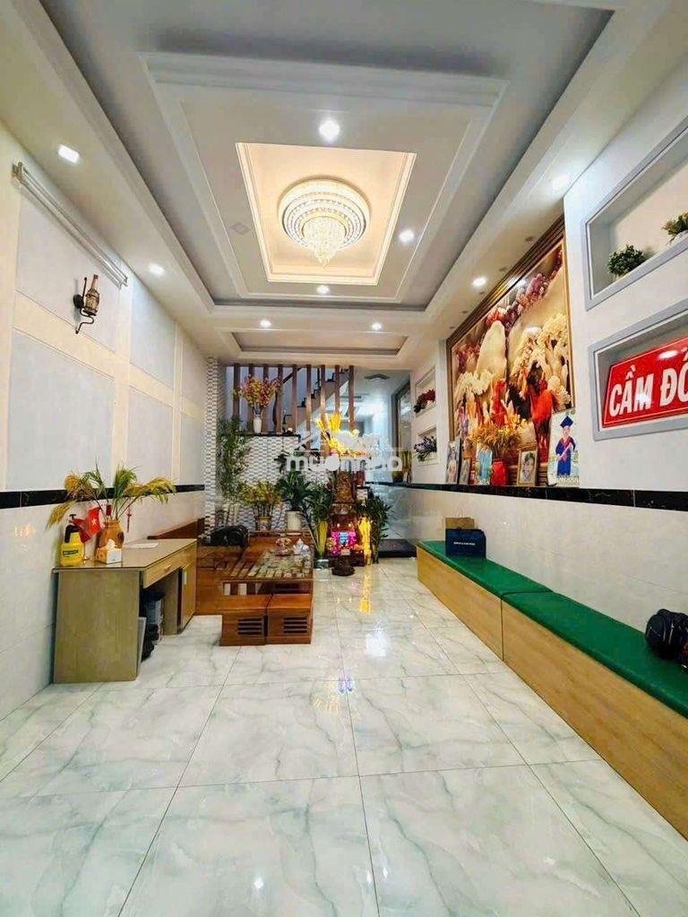 Nhà 4 x 18m 4 phòng