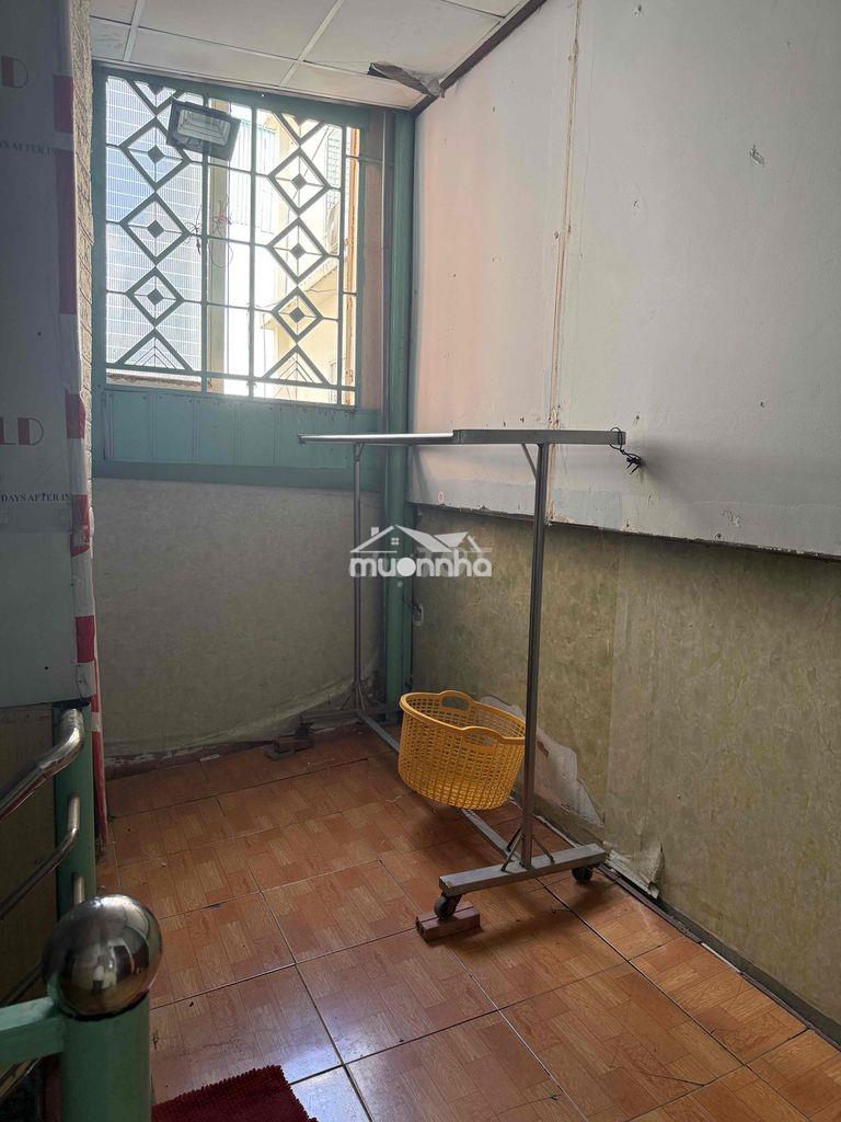 Cho thuê phòng ở lại buôn bán và có phòng cho sinh viên, văn phòng…