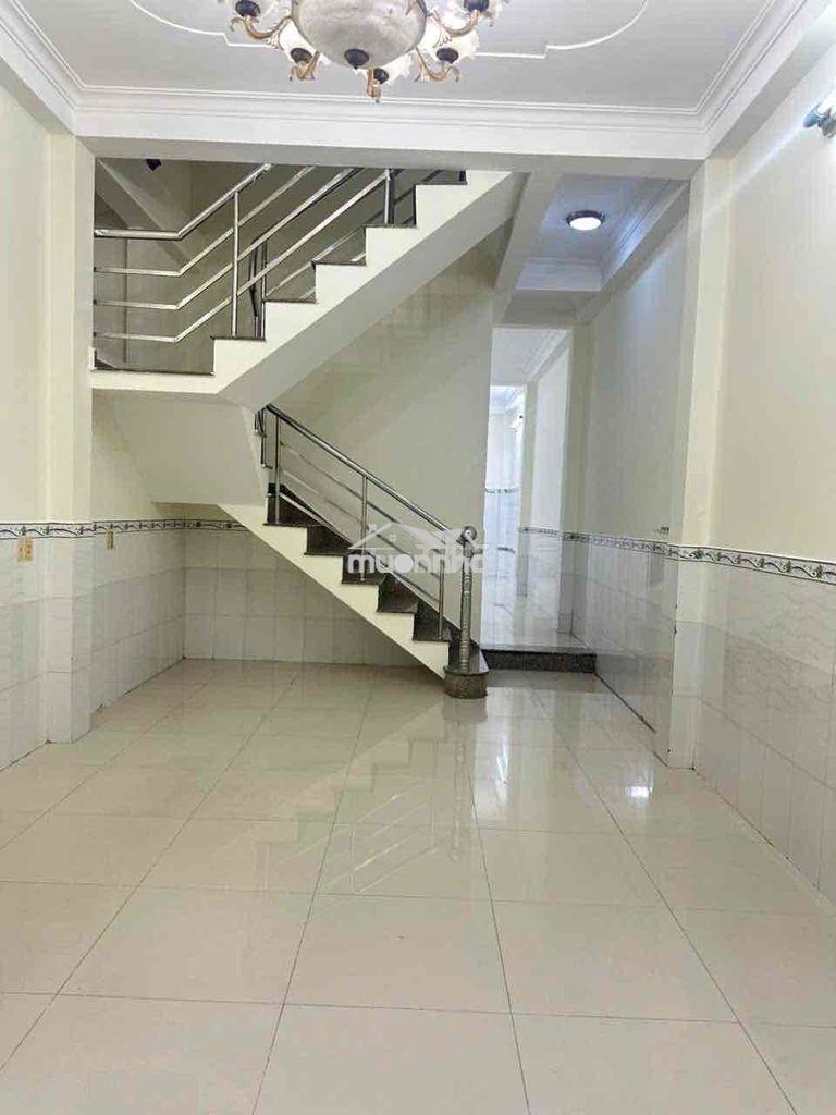Cho thuê nhà rộng thoáng 4,5x18  178/ đs 8 p11 gv 4pn 3wc giá 13tl