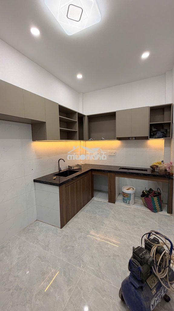 Bán căn nhà full nôi thất 97(5x19,5) tiện ích xung quanh đầy đủ - 4