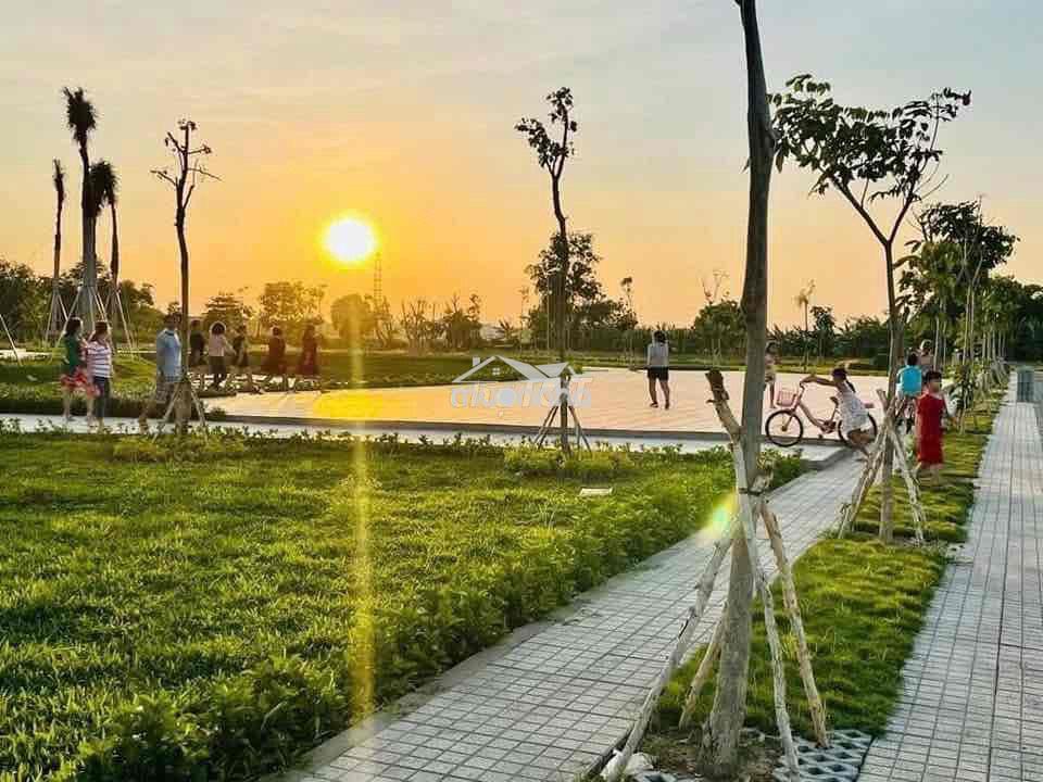 Bán nền đẹp chỉ 1 tỷ 100 triệu gần hồ nước ngọt - 3
