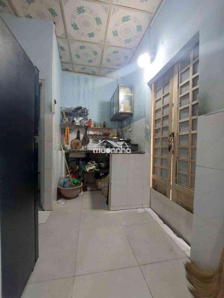 Bán nhà 2 tầng gần chợ gò vấp - 21m² - nhỉnh 2 tỷ  - 3