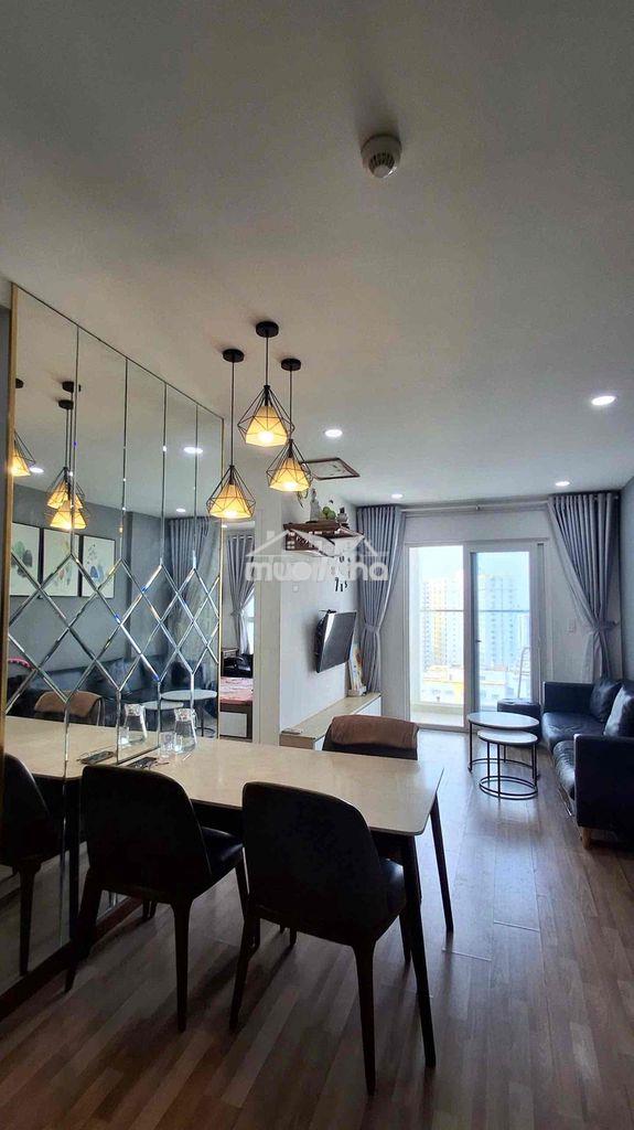 Cho thuê chung cư diamond riverside q8