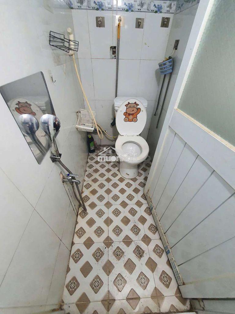 Nhà nguyên căn 4x8 1lửng 1pn 1wc  - 4