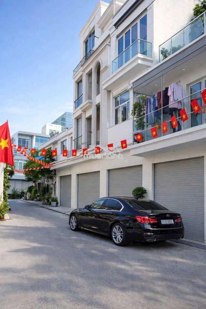 Bán nhà hxh đường nguyễn đình chiểu q3 dt: 3m x 16m 1 lầu giá 6 tỷ 2