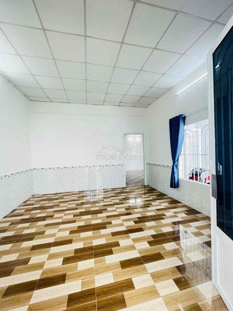 Nhà shr siêu to đường thông đối diện ub.phường ngay ngã tư ga q.12 - 4