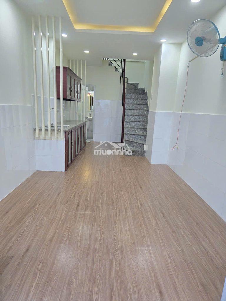 🚗 Hẻm xe hơi 197 cmt8 – nhà 3 tầng quận 3 chỉ 10 triệu