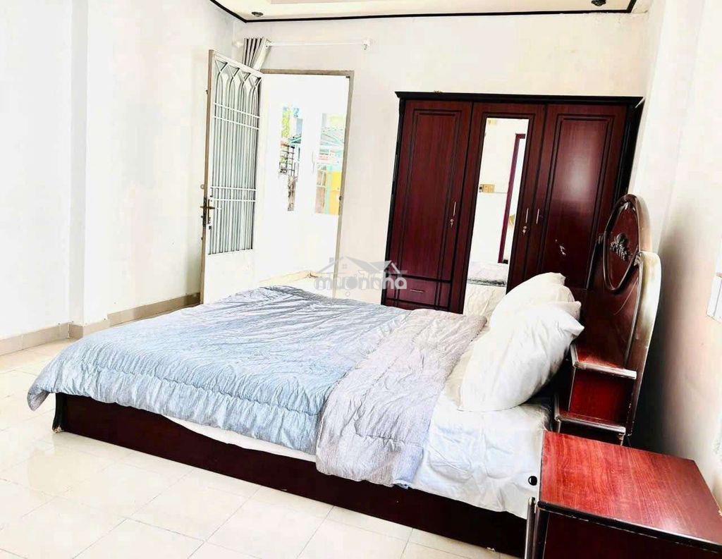 Cho thuê nhà trệt 3 lầu, 3pn 4vs - đầy đủ nội thất, - 2