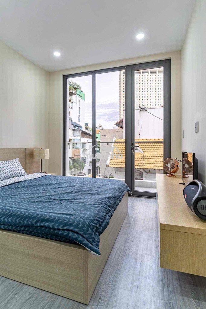 Cho thuê căn hộ 1pn ban công , 55m2, ngay quận 3 - gần dinh độc lập - 4