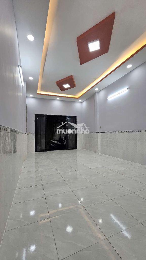 Bán nhà đường lô lợi hóc môn