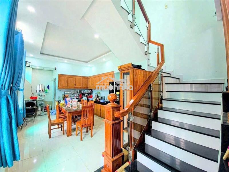 Bán nhà 1 trệt 1 lầu kp2 trảng dài đường ô tô giá 2 tỷ 9