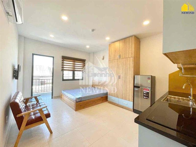 Studio ban công ngay sát lotte quận 7 đầy đủ tiện nghi