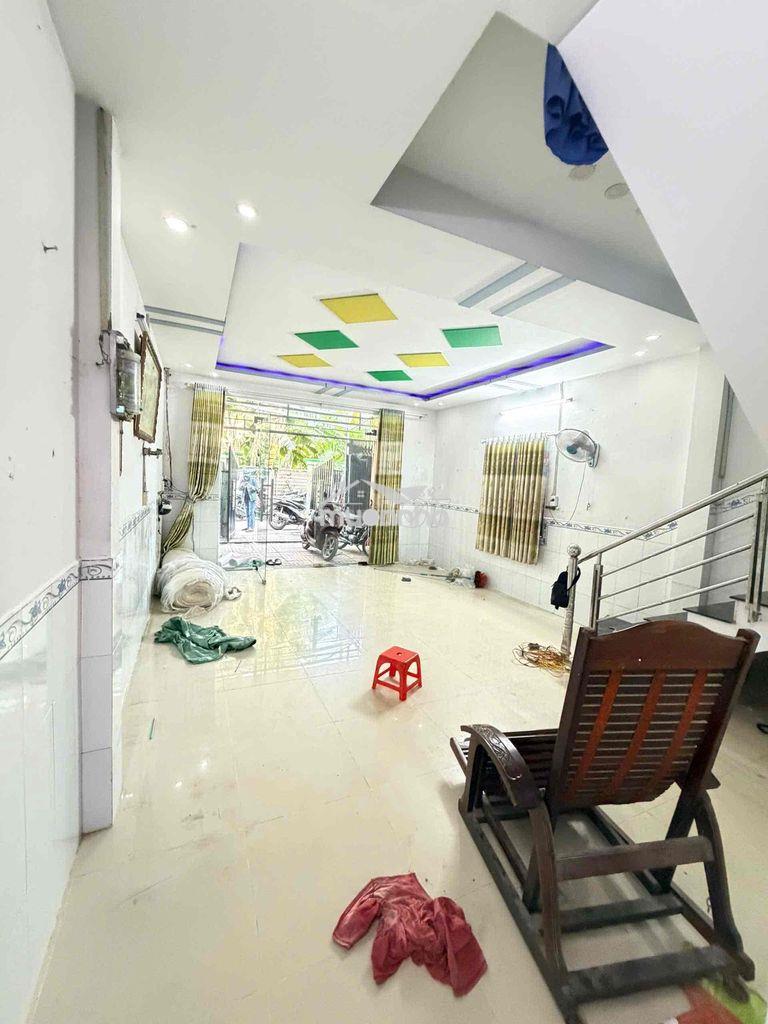 Cho thuê nhà mới sạch sẽ gần ngã 5 vl lầu suốt 3p ban công rộng giá rẻ - 4