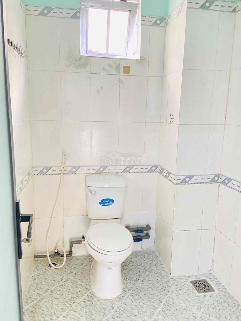 Phòng mới có 3 cửa sổ lớn, máy lạnh-gần chợ bà chiểu 22m2 - 4