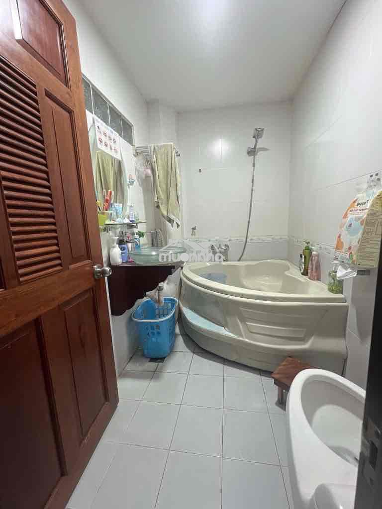 Hxh lạc long quân -46m2 ( sổ vuông) chỉ 6tỷ hơn - 3