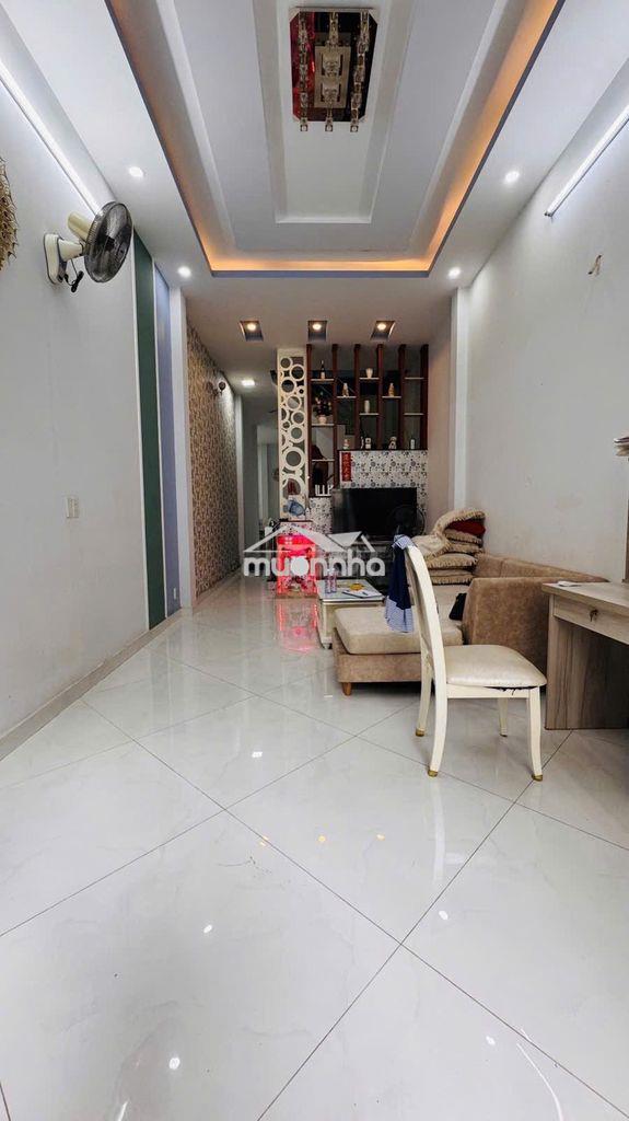 Gấp tân phú dt khủng 70m² giá xíu 4.9 tỷ hẻm oto- sổ đẹp ít lộ giới