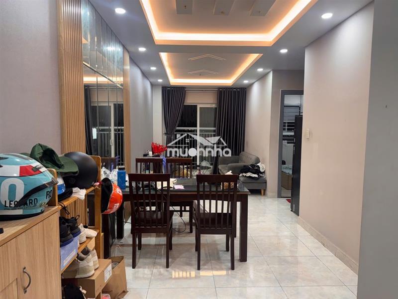 Căn hộ 64m2,hướng đông, 2pn, hqc ( blusky tower) q.2 , giá 3 tỷ