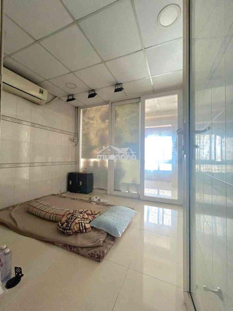 Nhà: cách mạng tháng 8, p 7 tân bình ,20m2 ,3 tầng 3pn ,giá 2.95tỷ - 2