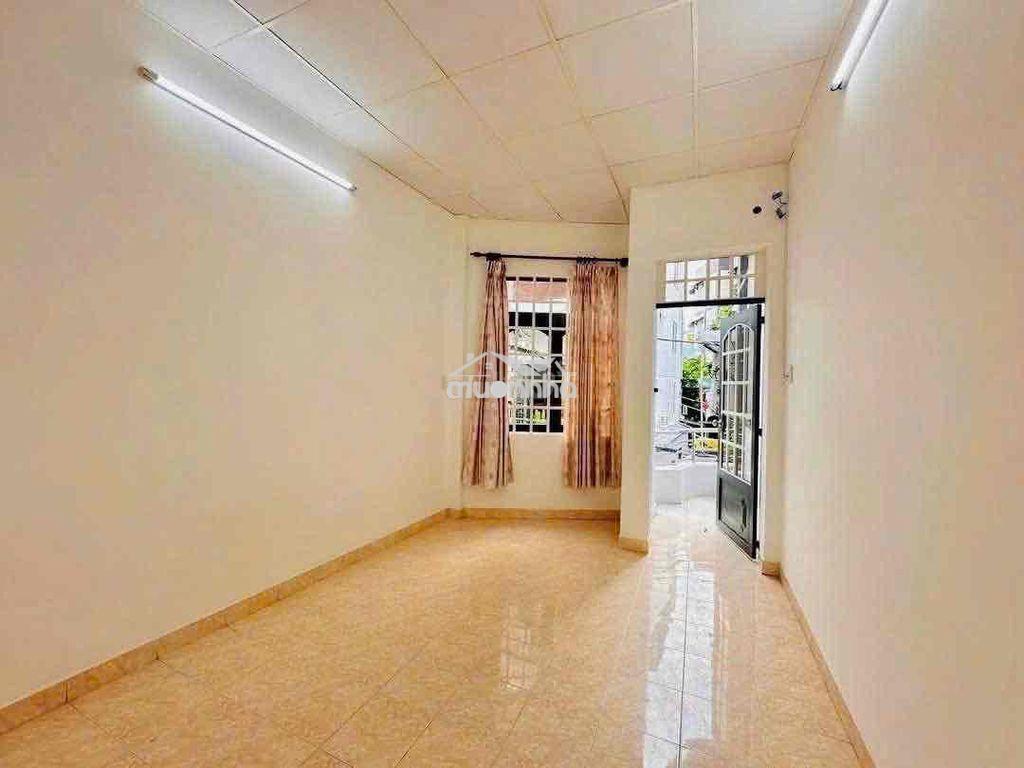 Cho thuê nhà nguyên căn hẻm xe hơi. 2pn2wc hoàng hoa thám p5, bt - 4