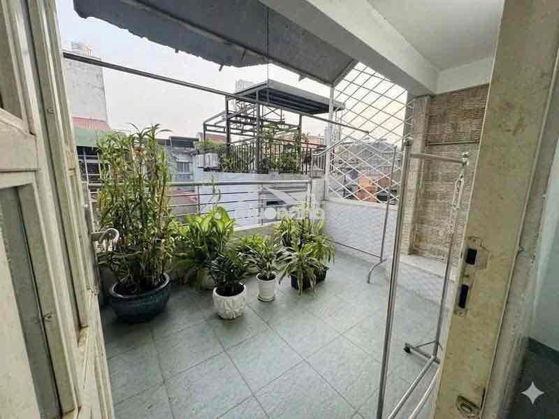 Cho thuê nhà trệt 2 lầu, 2pn 3vs, chiến thắng p9 phú nhuận