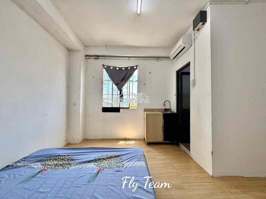 Phòng mới sẵn nội thất có kệ bếp gần aeon - bến xe miền tây - 4