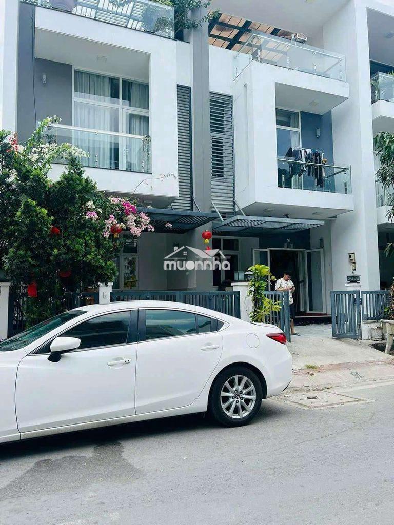 Nhà phố 3 tầng 6,5×24- sẳn nội thất- khu khang an- kế vòng xoay an lạc