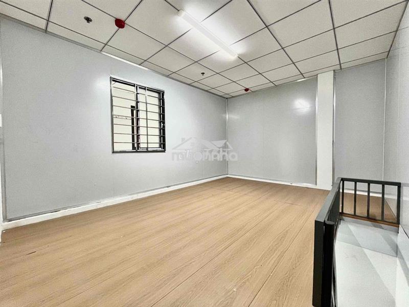 1 trệt 1 lầu 35m2 mới 100% ngay ngã 4 ga, nhận xe điện, thú cưng