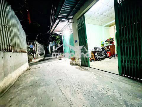 Chính chủ đang cần bán căn nhà quận 8, ngang đến 9m - 2