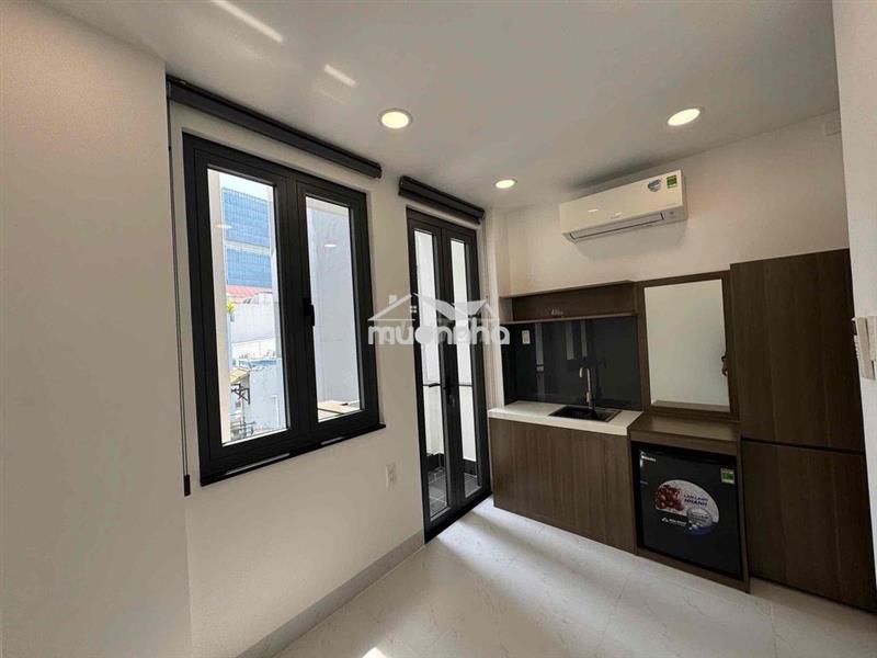 Khai trương căn hộ mới ban công đầy đủ nội thất ban công q3 gần pn, q1