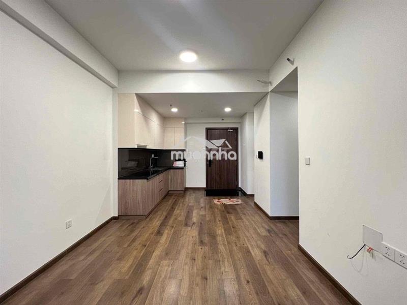 Cho thuê 2 pn,1wc nhà trống giá 8.5 tr/ tháng