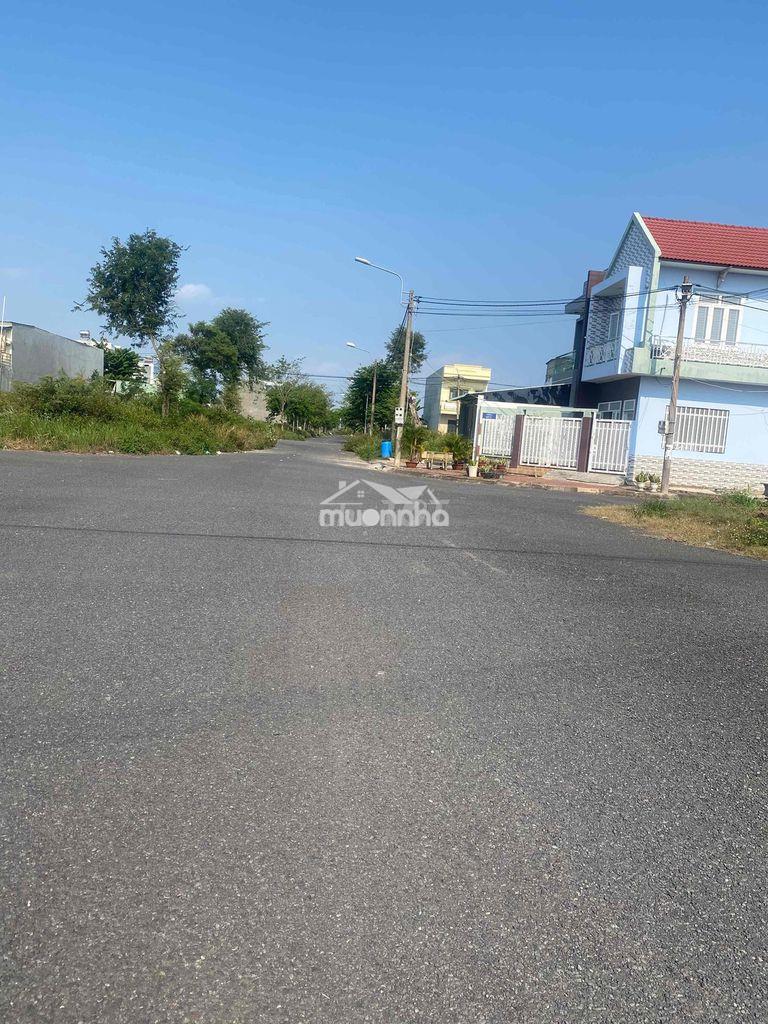 Cần bán nền view công viên khu dân cư thái sơn long hậu giá 1ty9 - 3