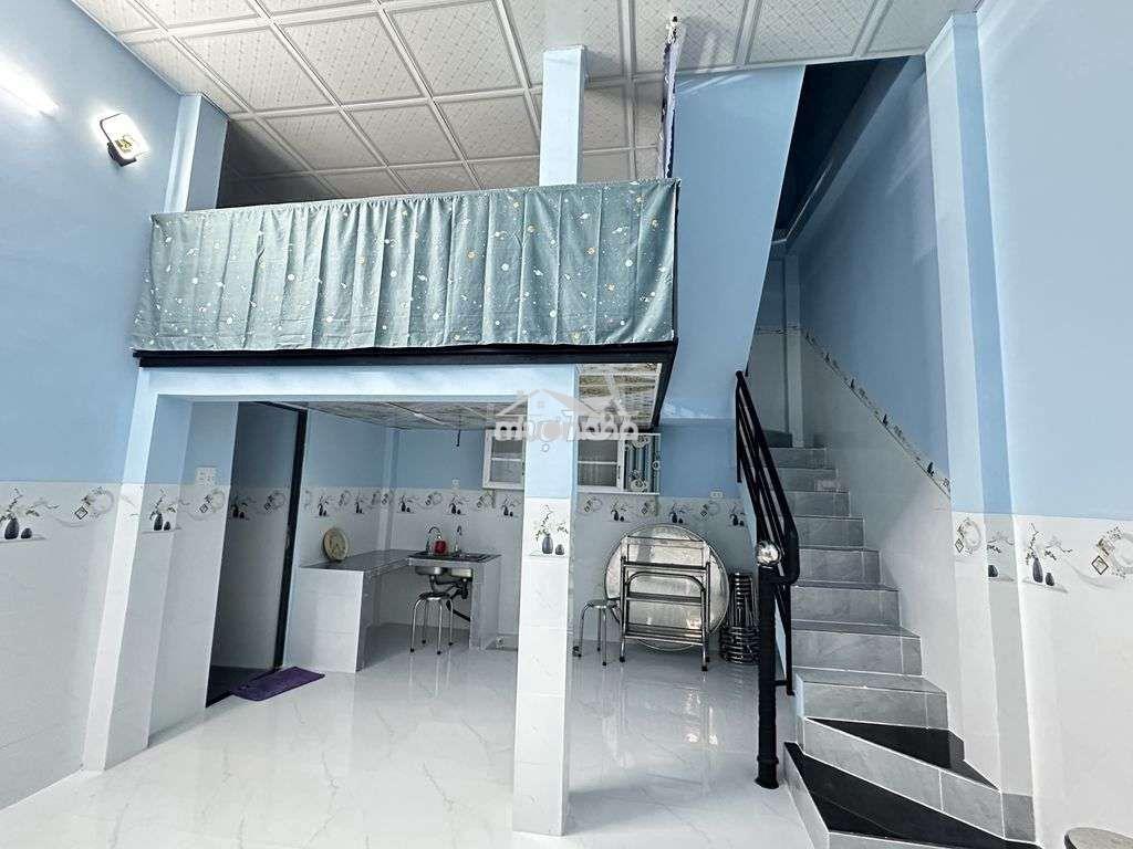 Nhà 3 phòng - 3