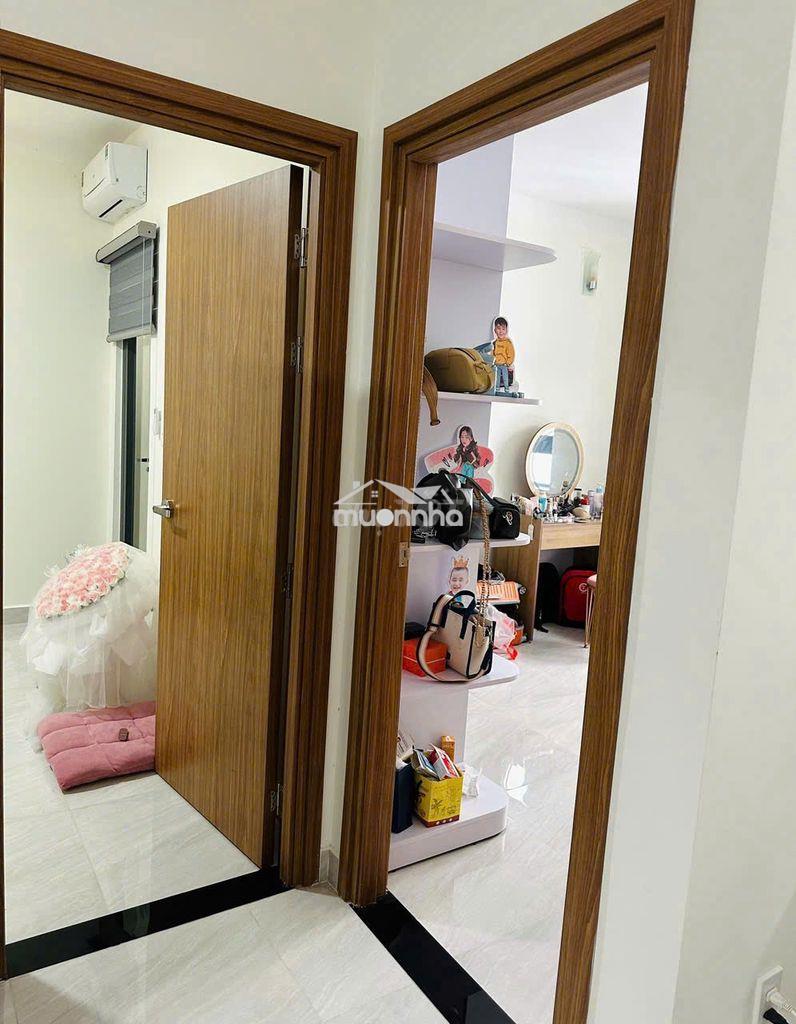 Cần bán căn hộ 2 phòng stown dt70m2 giá 3.6 tỷ - 3
