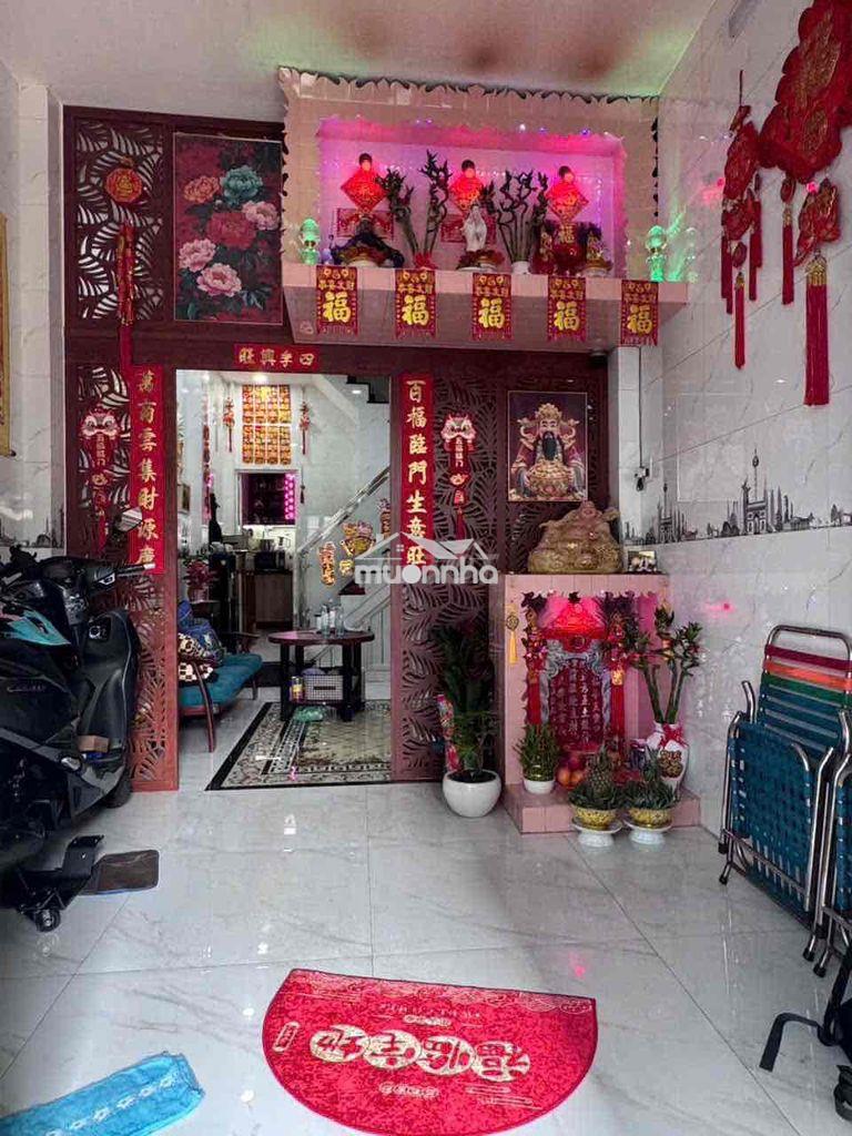 Phạm phú thứ q6 - 3 tầng (3.4 x 10.6) - full nội thất... 5.2 tỷ