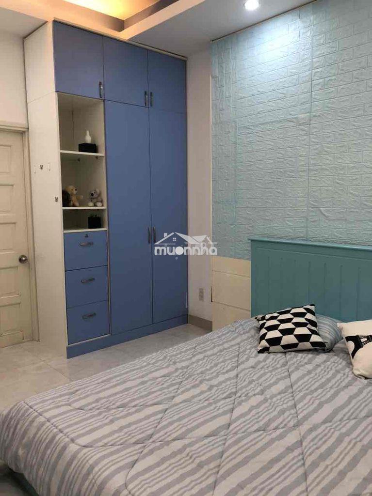 Phòng cho thuê - studio- quận 1- hẻm xe hơi đường trần hưng đạo.