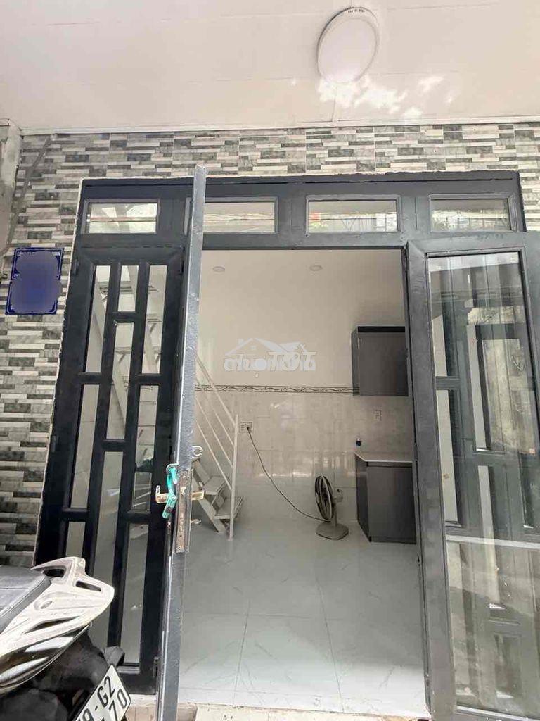 🏡 Trệt - 2 lầu - sổ hồng riêng - ngay nhà thờ xóm thuốc