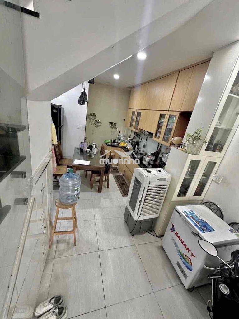 Bán nhà hxh phan văn trị sát emart - 4 tầng 4pn  - oto tới nhà - 3