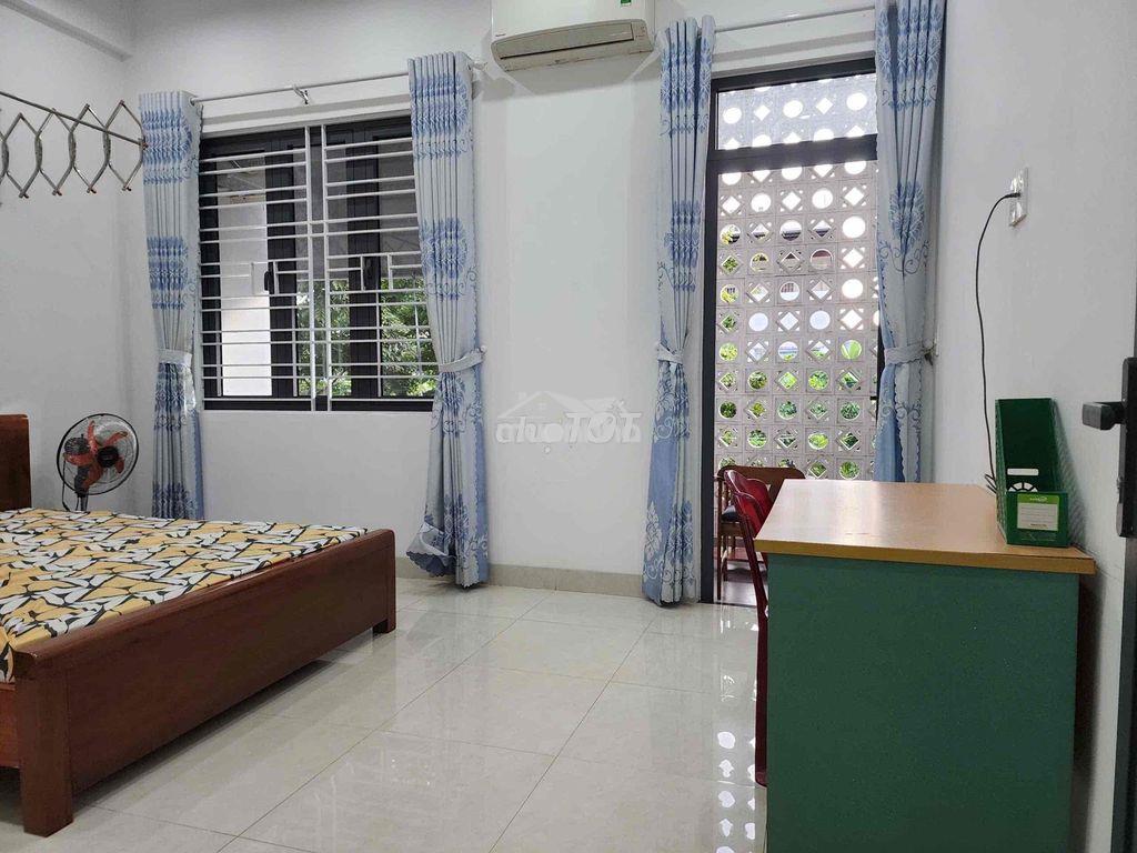 Cho thuê nhà 3 tầng mt đoàn khuê, ngũ hành sơn, full nội thất, 6pn - 4