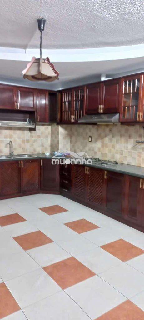 🏡Cho thuê nnc hẻm xe tải đường tạ quang bửu p3q8
- 3