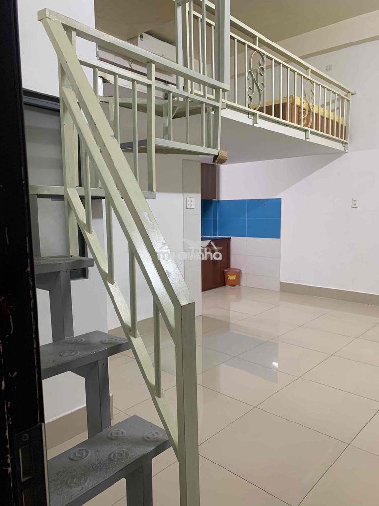 Phòng trọ 45 m2 cạnh tr.maketting q7