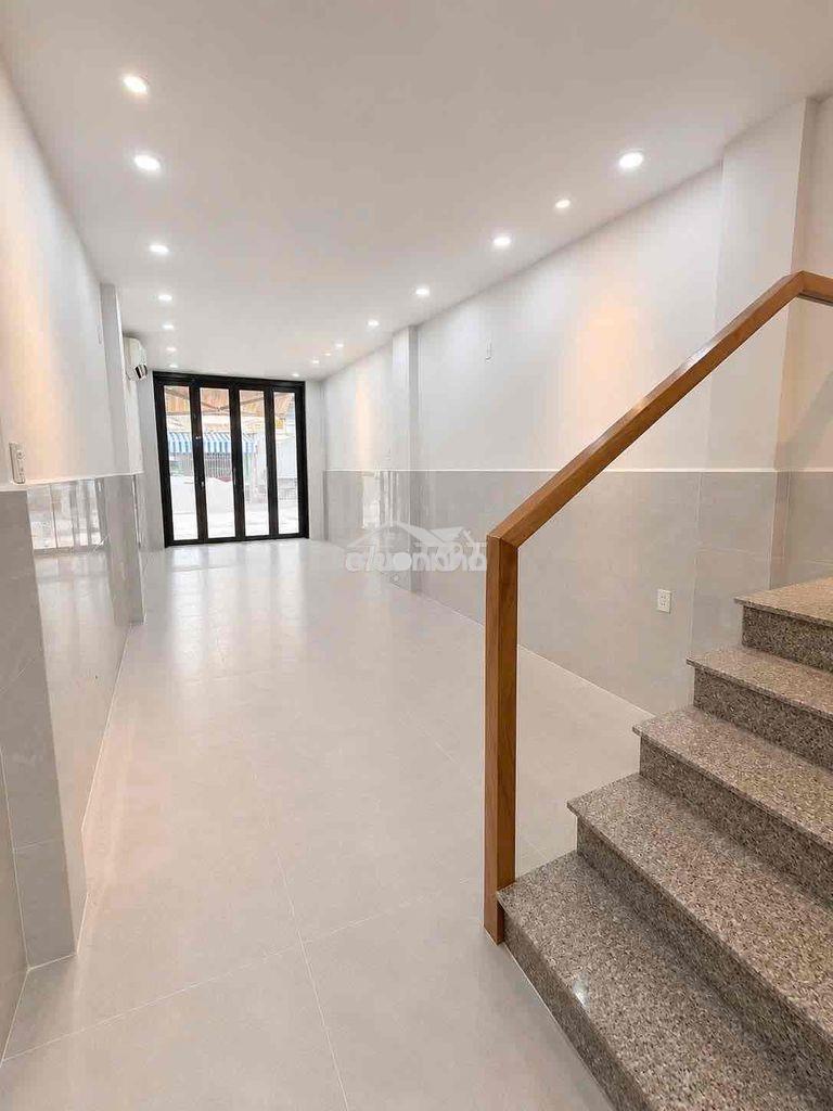 Nhà mới nguyên căn mt đội cung - 4