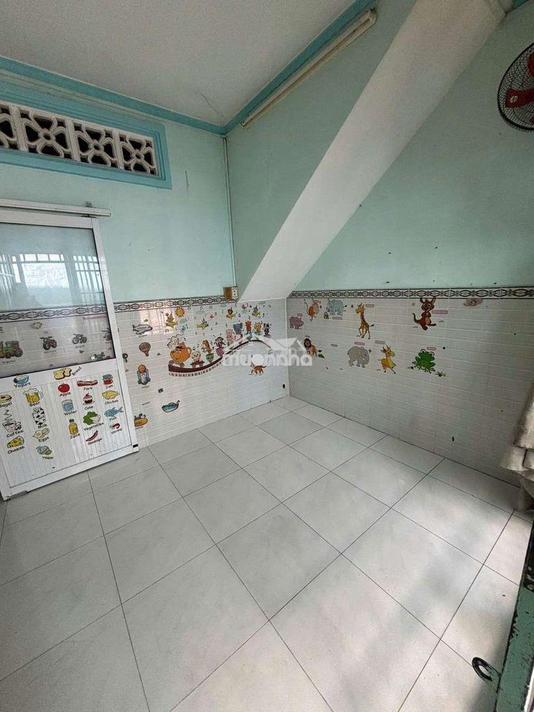 Nhà nguyên căn cho thuê, 1 trệt, 1 lầu.diện tích sử dụng 56m2 - 4