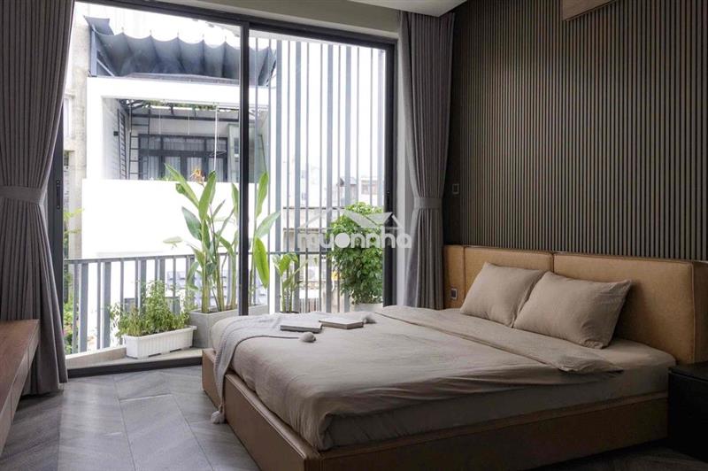 Studio ban công - tách bếp